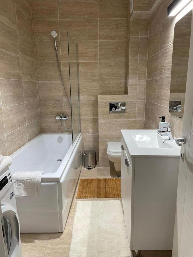 Shi Zi Junior Suite Яссы Экстерьер фото